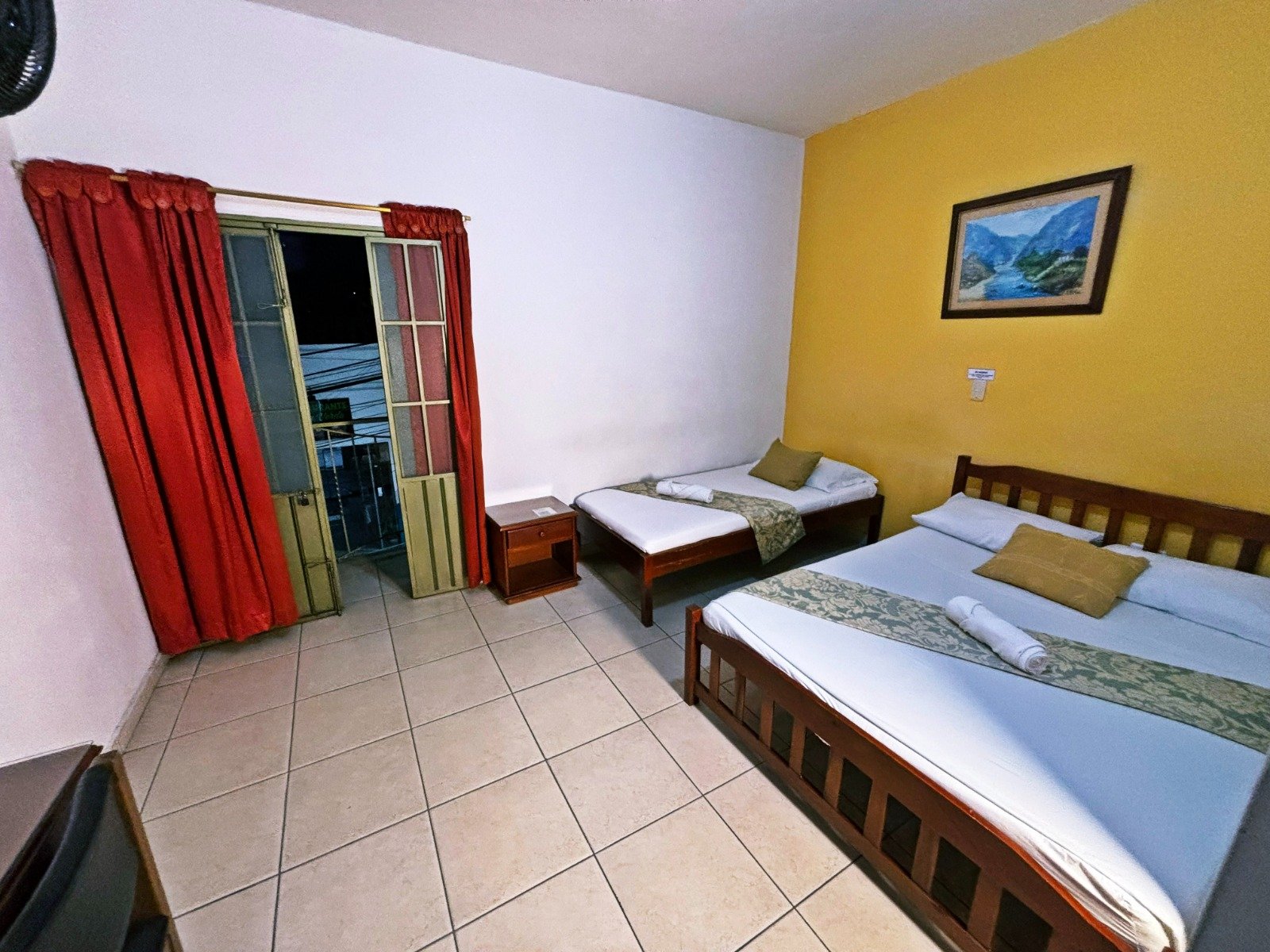 Triple Room — Hotel C Villa Plaza